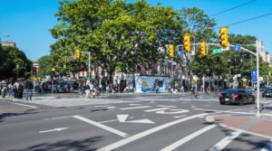 AI-powered traffic lights slash congestion in mid-sized cities